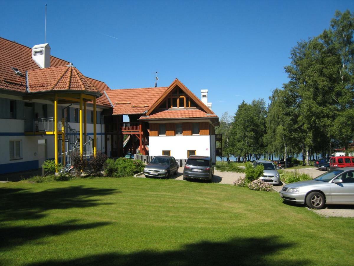 Apartmán Riviera Apartamento Lipno nad Vltavou Exterior foto